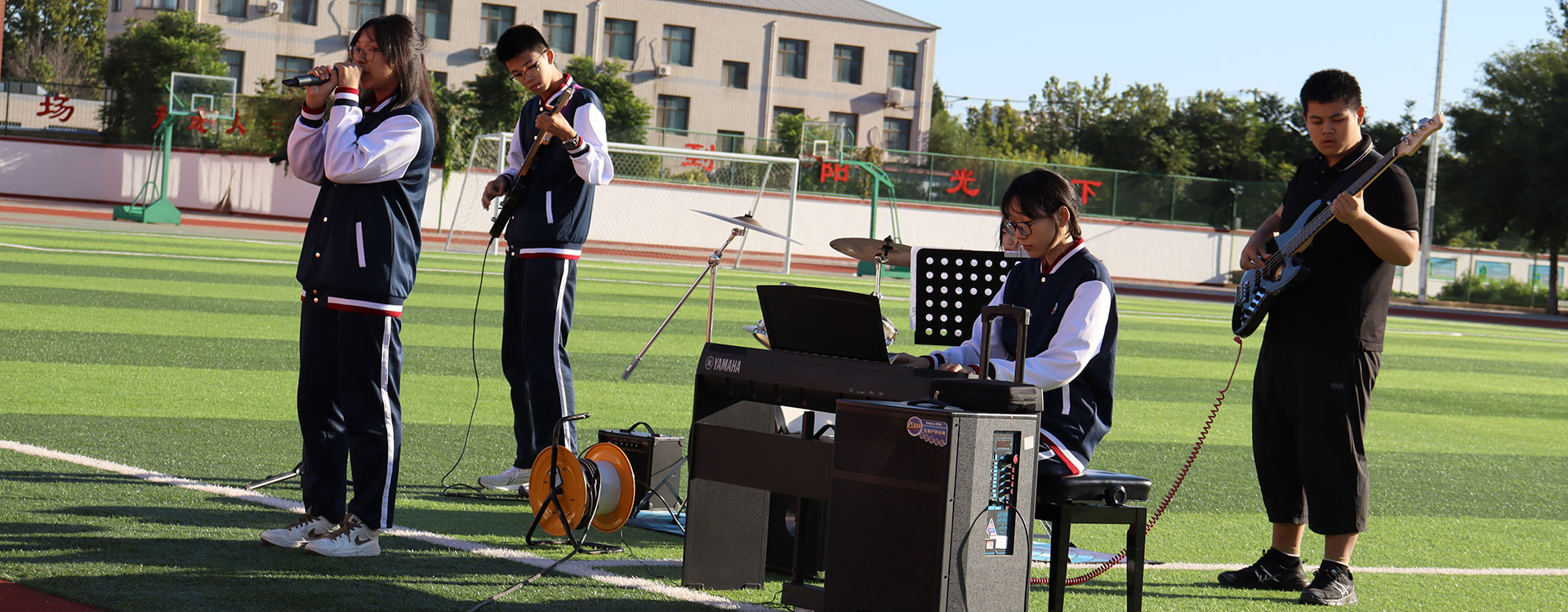 我想看日本学生妹的骚逼喷潮